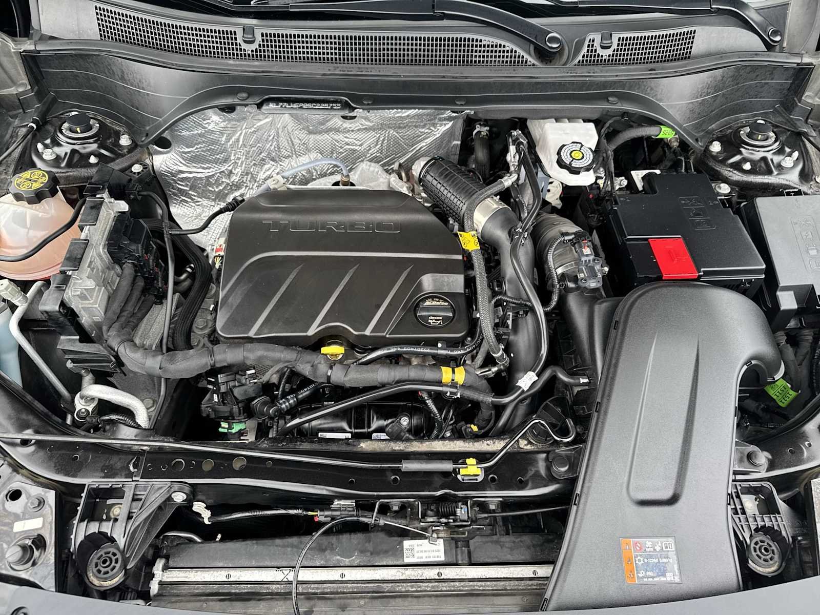 Certified Used 2025 Mosaic Black Metallic Chevrolet LT image 28