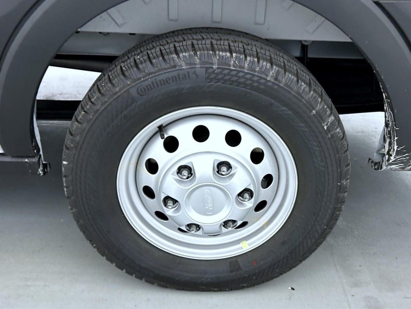 New 2026 Oxford White Ford XL image 20