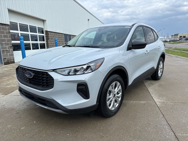 New 2026 Silver Ford Active image 3