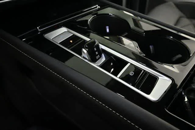 2026 Volkswagen Atlas SE w/Tech - Photo 44