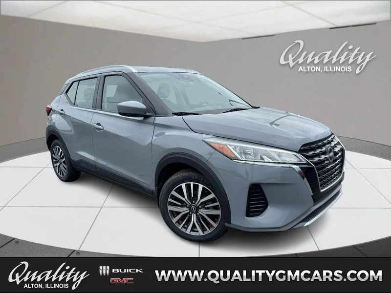 Used 2022 Boulder Gray Pearl Nissan SV image 1