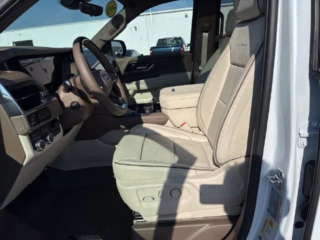 Used 2026 Glacier White Tricoat GMC Denali image 10