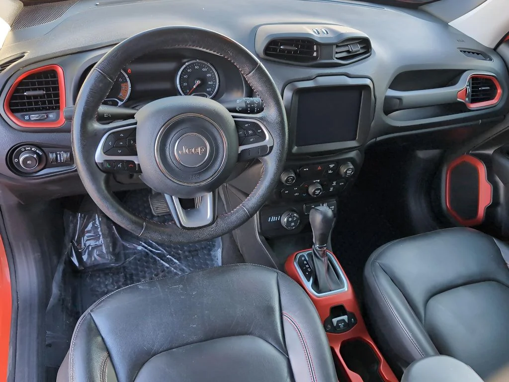 Used 2021 Omaha Orange Clearcoat Jeep Trailhawk image 10