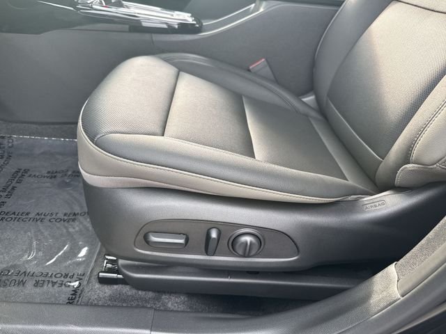 Used 2025 Black Chevrolet ACTIV image 12