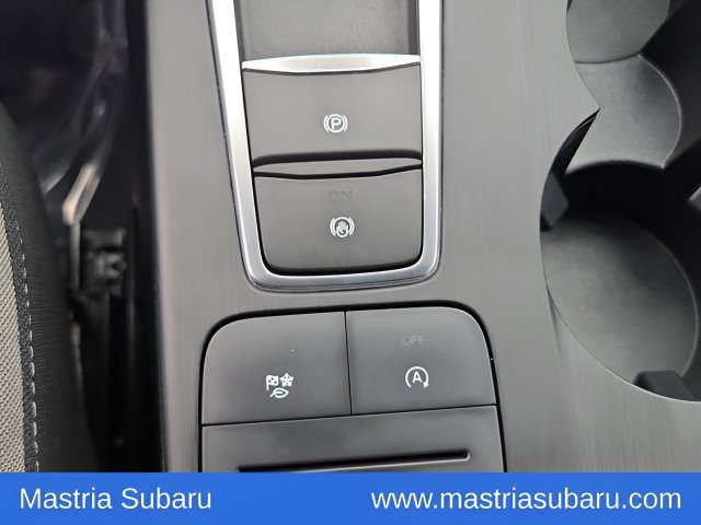 Used 2021 White Ford SE image 10