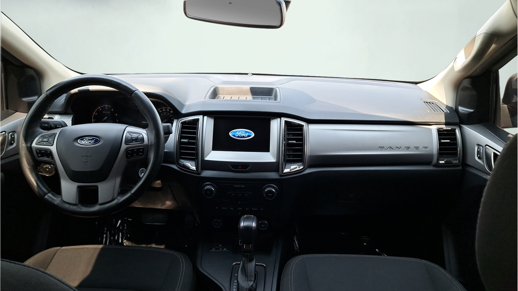 Used 2019 Gray Ford XLT image 17