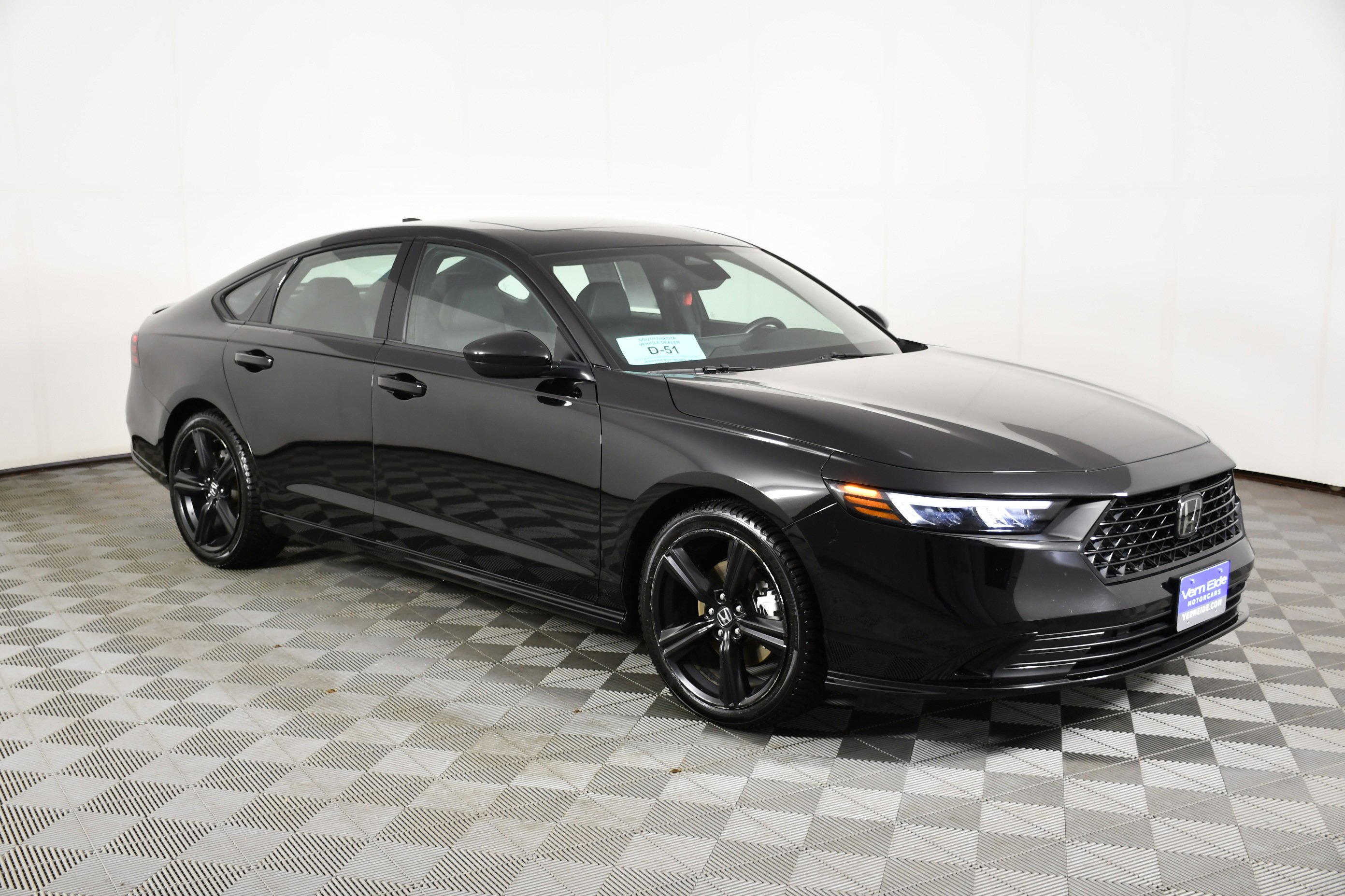 Certified Used 2023 Crystal Black Pearl Honda HYBRID SPORT-L image 4