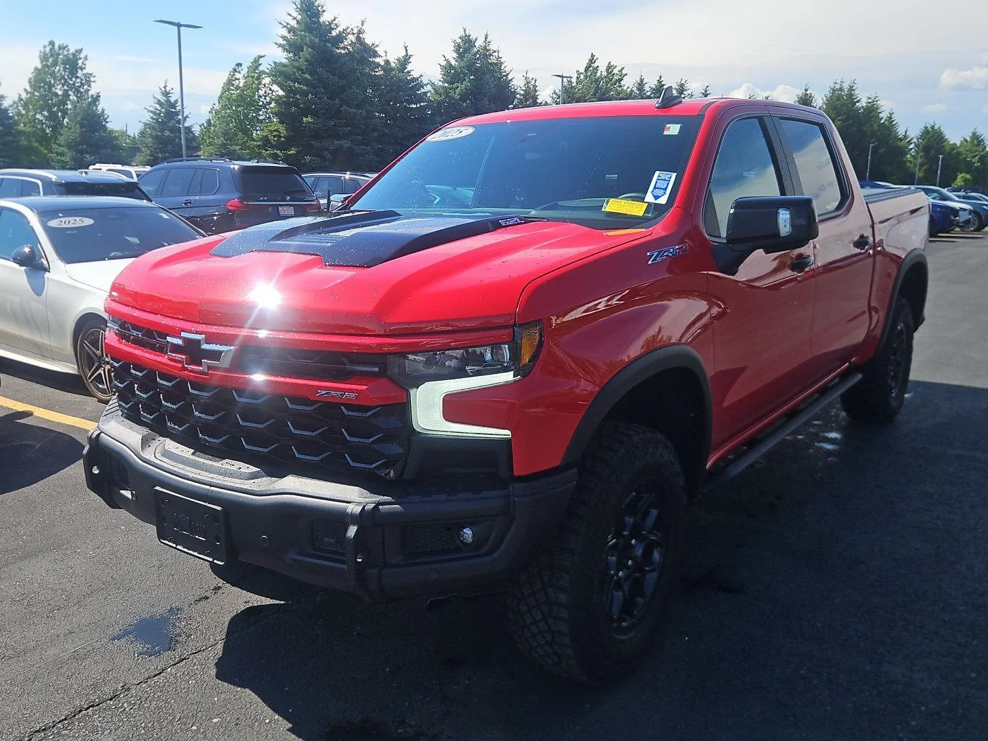Used 2025 Red Hot Chevrolet ZR2 image 4