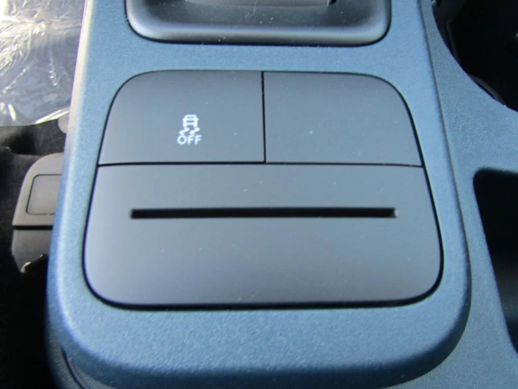 New 2026 Oxford White Ford XL image 35