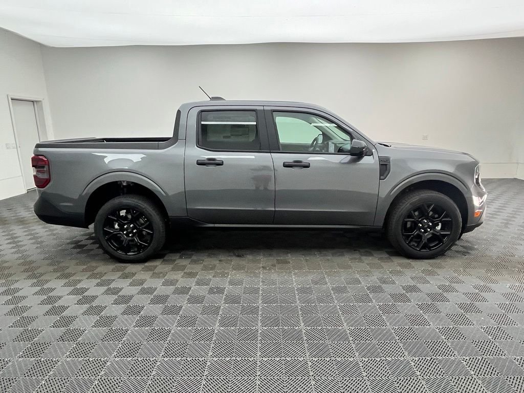 New 2026 Gray Ford XLT image 7