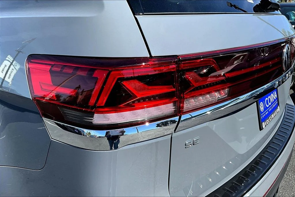 2026 Volkswagen Atlas SE w/Tech - Photo 23