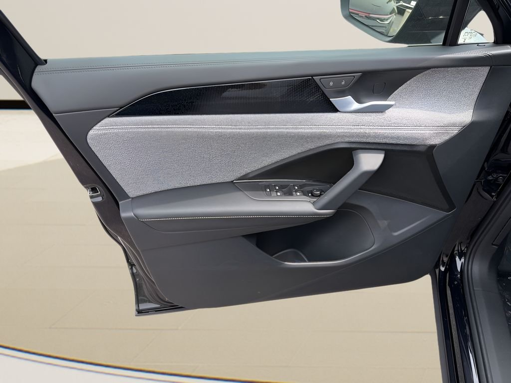 2026 Volkswagen Tiguan S - Photo 10