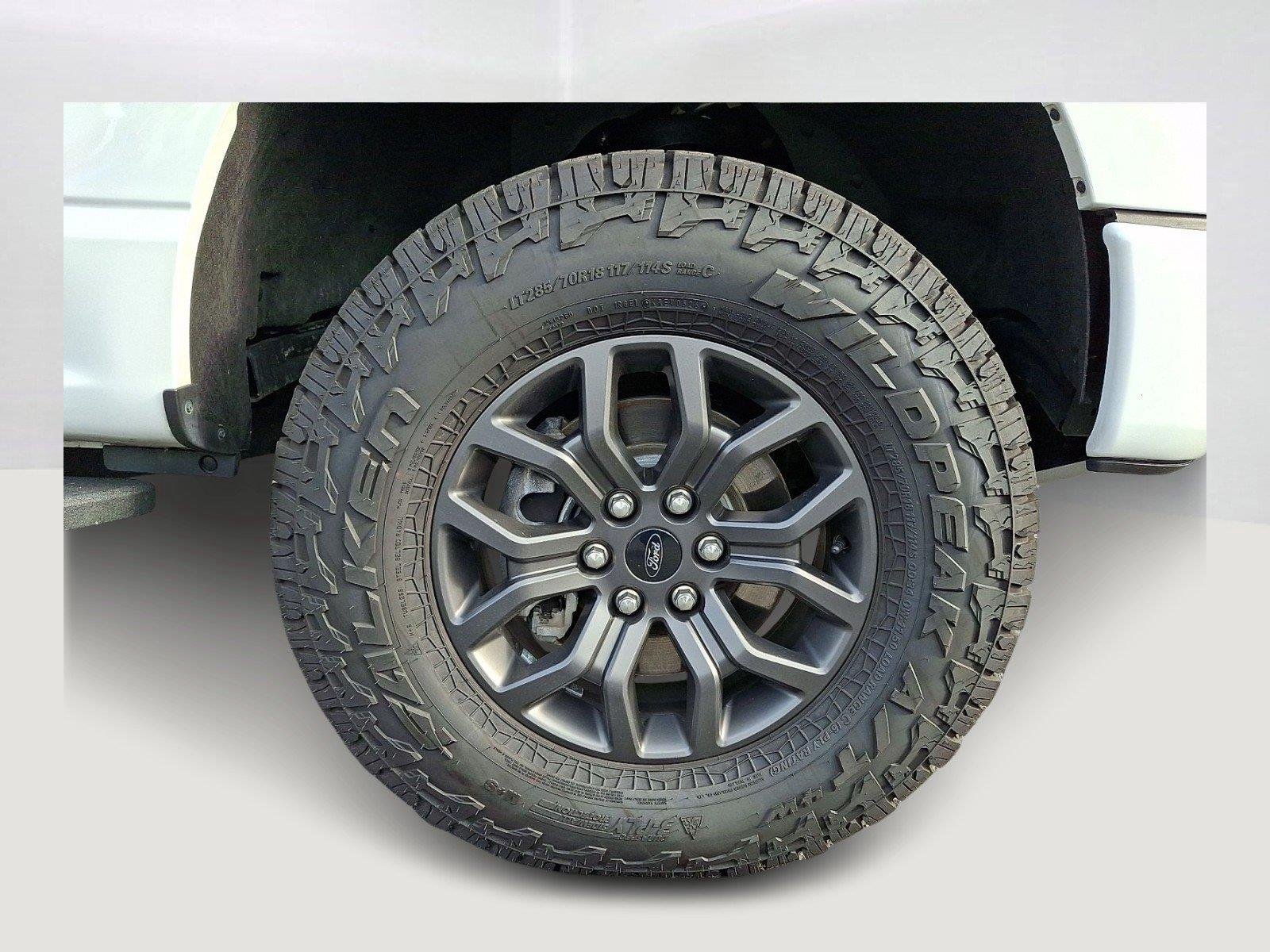 Used 2023 Oxford White Ford Tremor image 8
