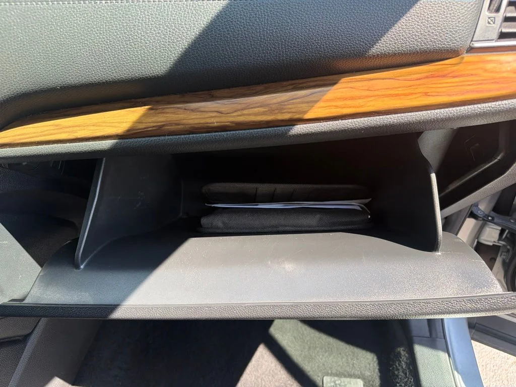 Used 2017  Honda EX-L image 43