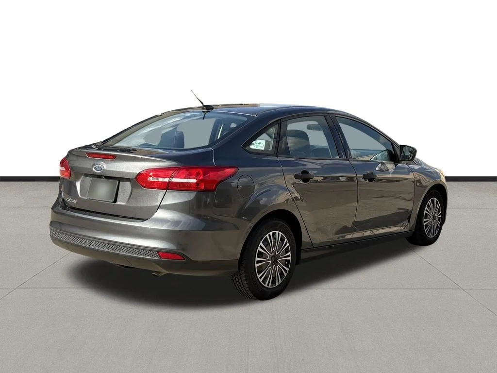 Used 2018 Magnetic Ford S image 5