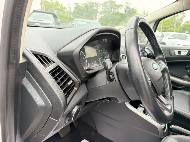 Used 2021 White Ford Titanium image 12