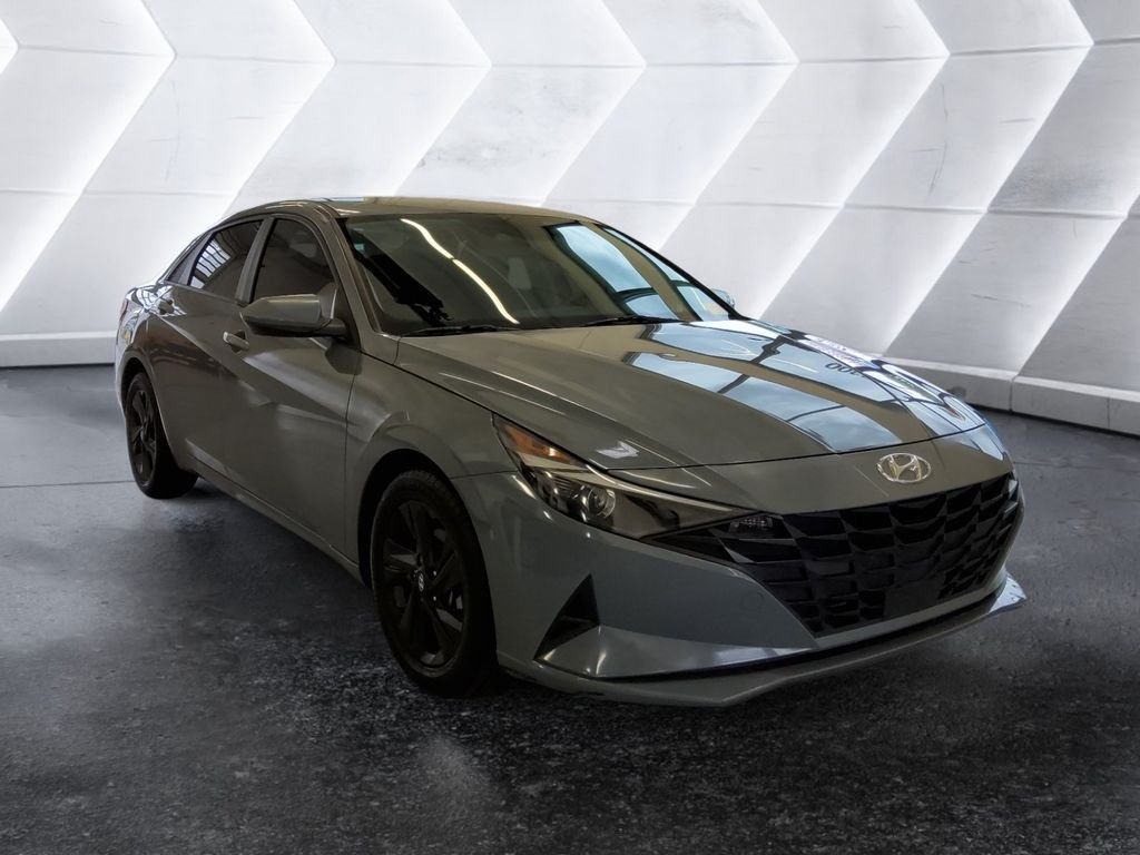 2022 Hyundai Elantra 2.0 SEL IVT SULEV's photo