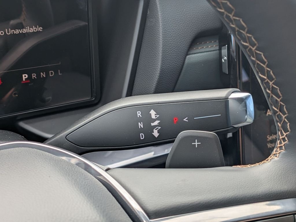 New 2027 Summit White GMC AWD AT4 image 12