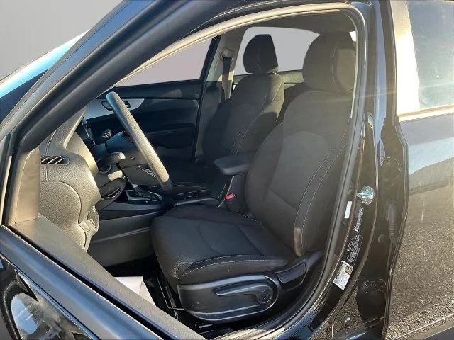Used 2024 Black Kia LX image 24