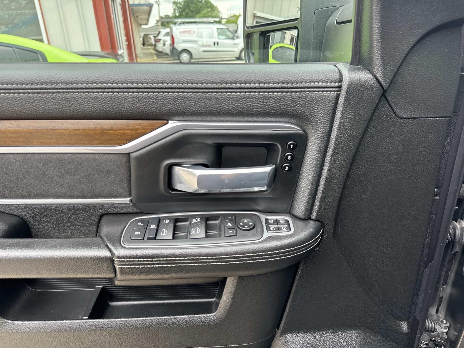 Used 2024 Granite Crystal Metallic Clearcoat Ram Laramie image 19