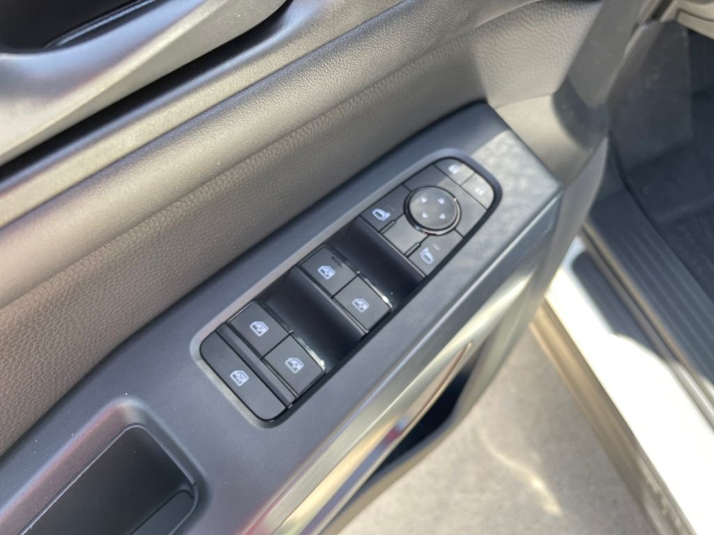 Certified Used 2024 White Nissan Rock Creek image 11