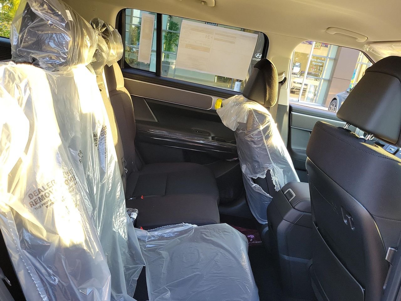New 2027 Ecotronic Gray Hyundai SE FWD image 19
