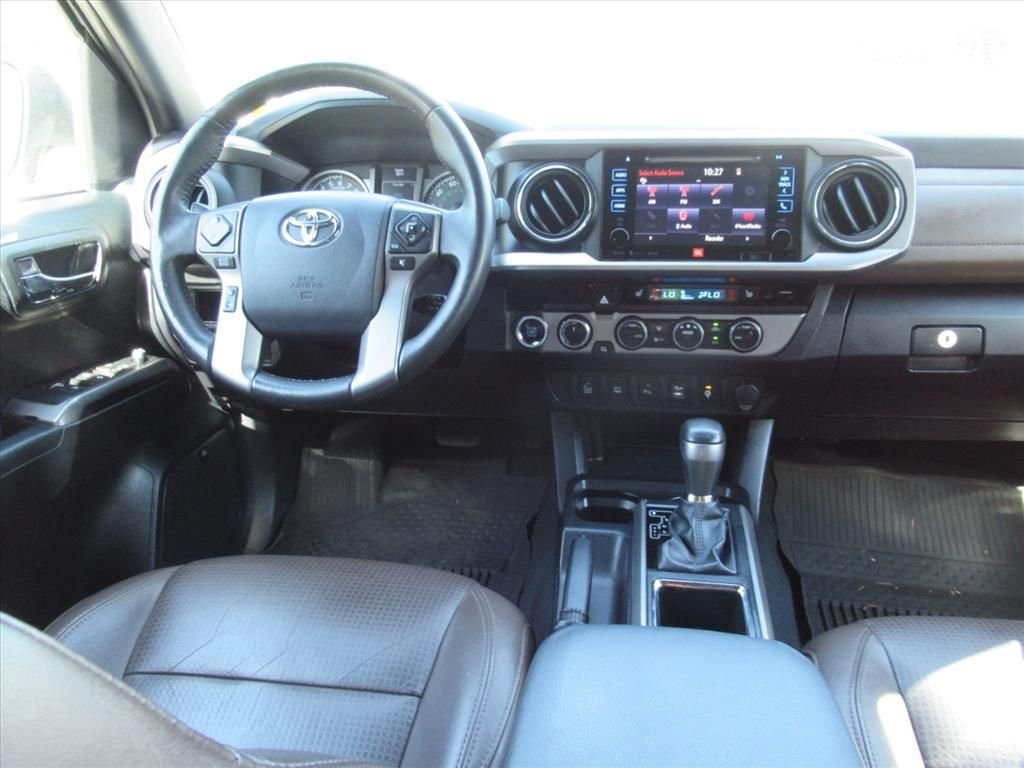 Used 2017 Silver Toyota Limited image 13