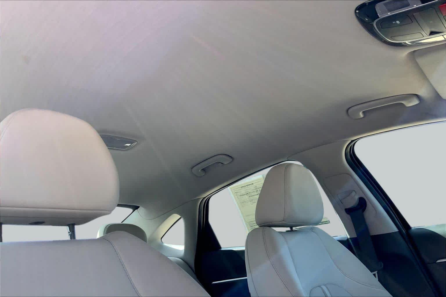 Used 2025 Ultimate red Hyundai SEL image 13
