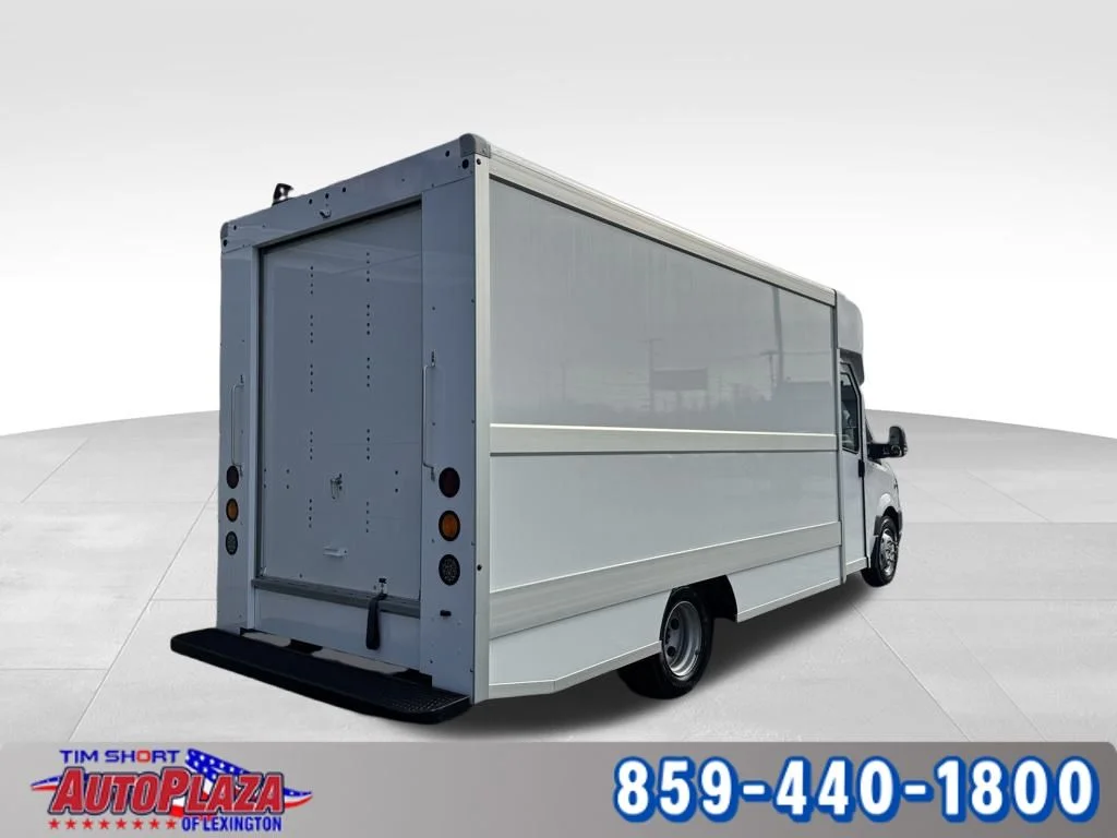 Used 2022  Workhorse  image 9