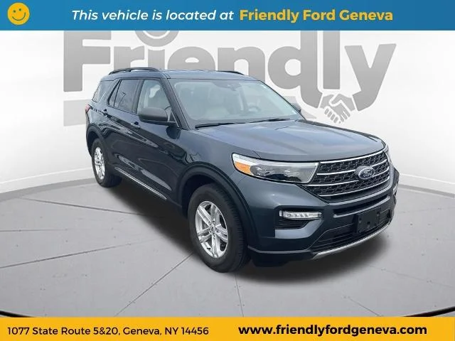 Used 2023 Blue Metallic Ford XLT image 3
