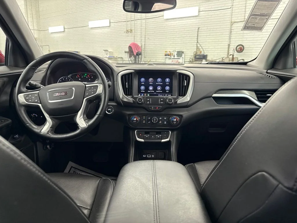 Used 2023 Red GMC SLT image 18