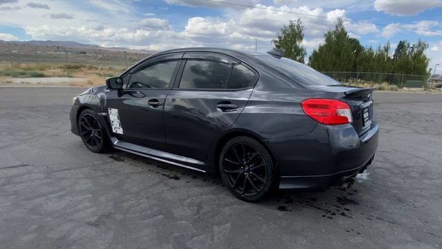 Used 2018 Gray Subaru Premium image 6