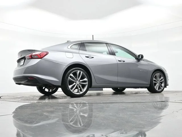 Used 2024 Sterling Gray Metallic Chevrolet 2LT image 29
