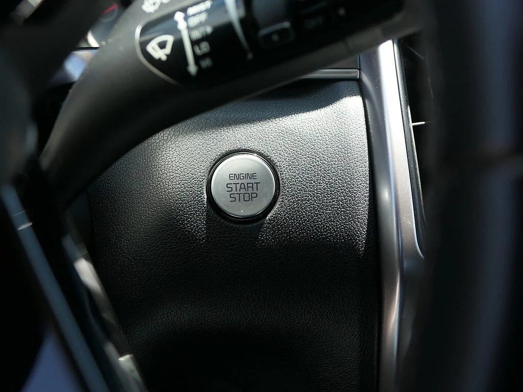 Used 2023 Red Kia EX image 16