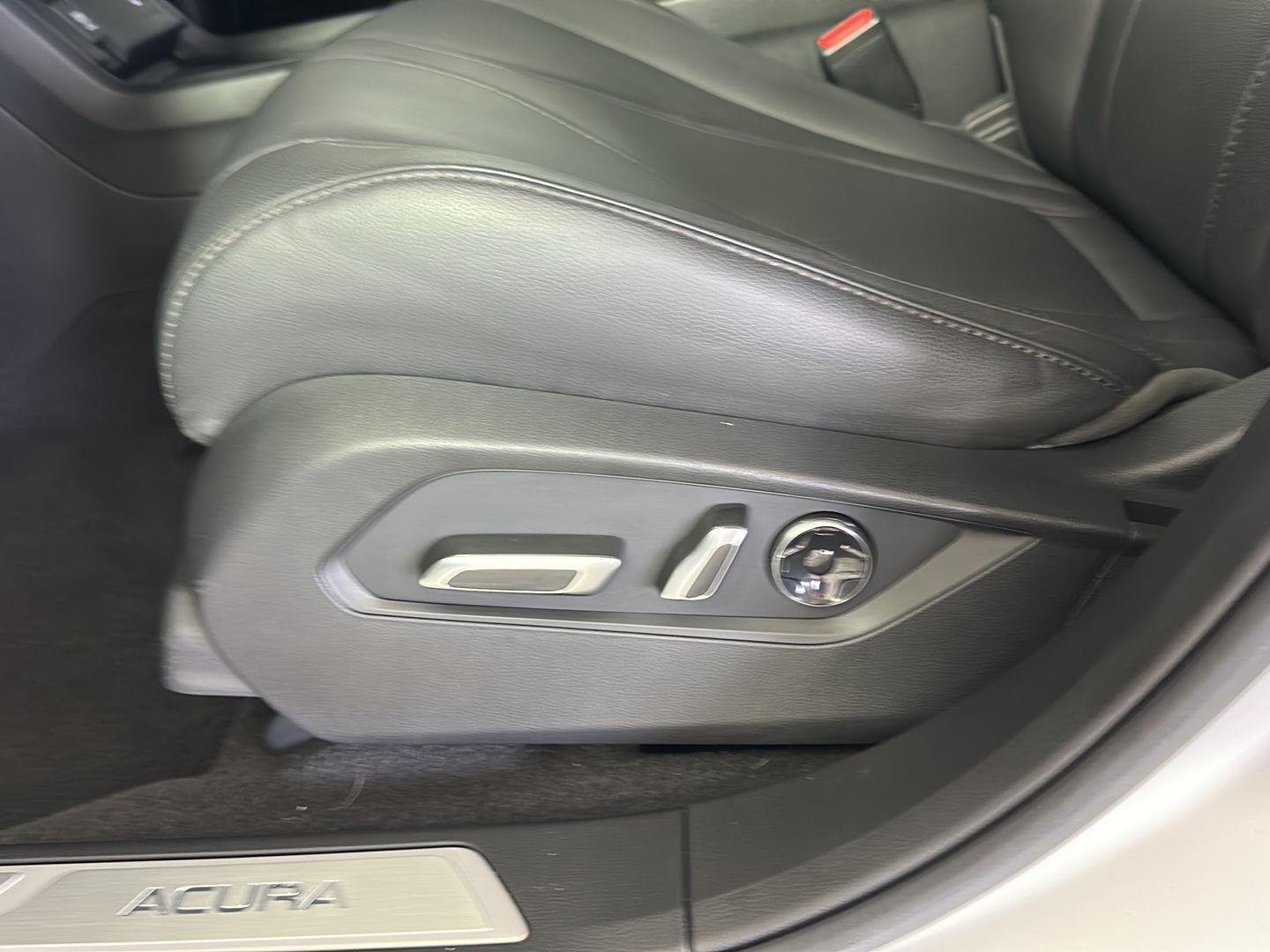 Used 2024 Platinum White Pearl Acura SH-AWD image 8