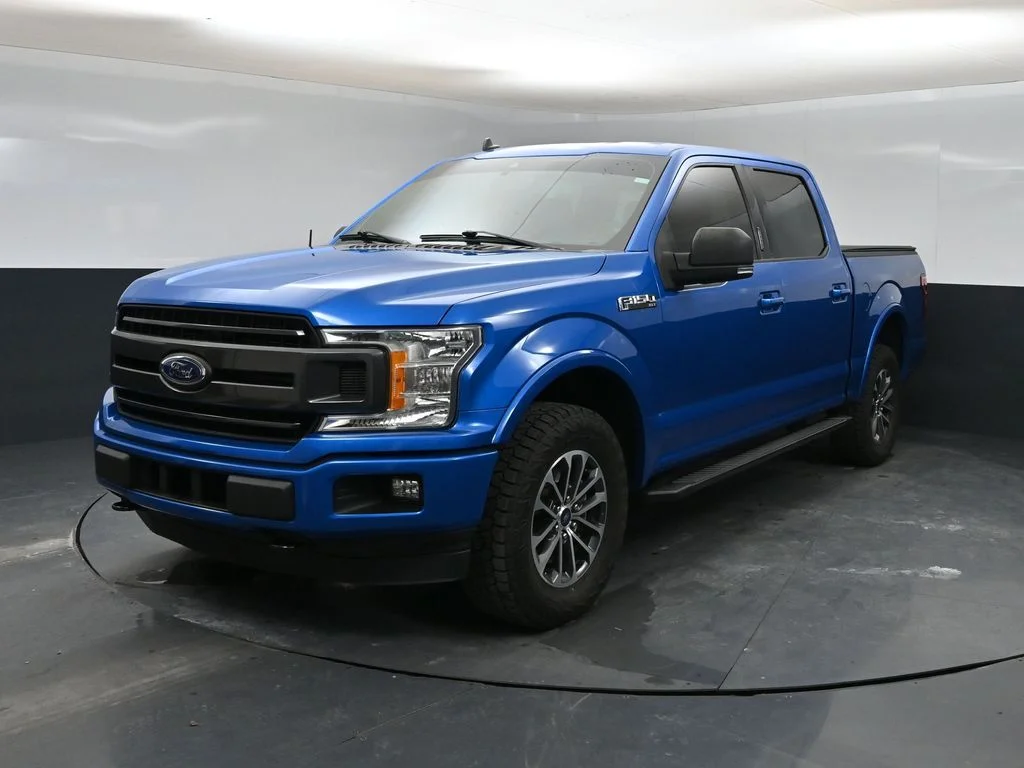 Certified Used 2020 Blue Ford XLT image 7