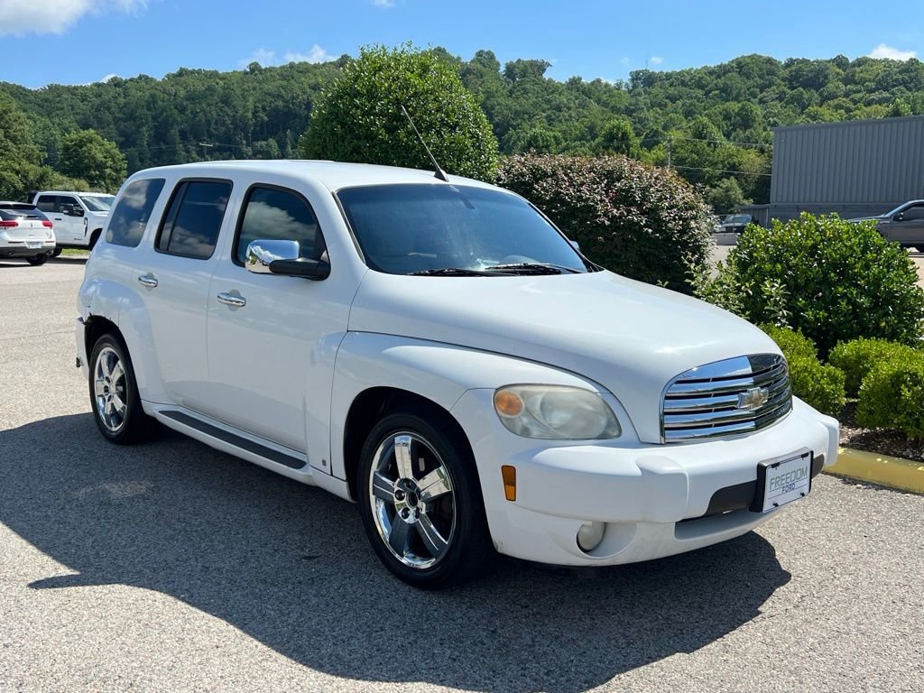 Used 2009 White Chevrolet LT image 13