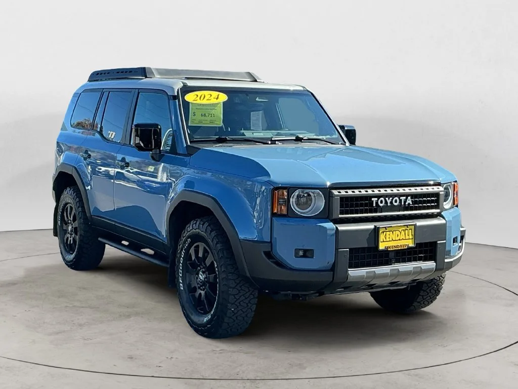 Used 2024 Blue Toyota First Edition image 3