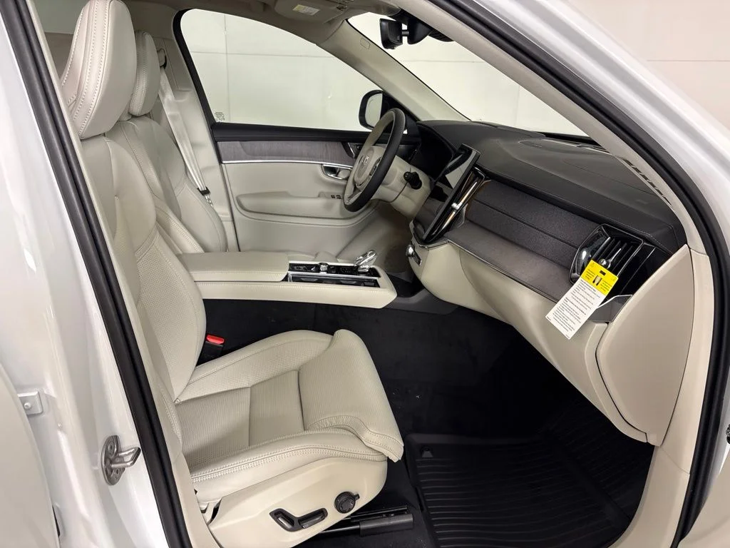 New 2026 Crystal White Volvo Ultra image 16