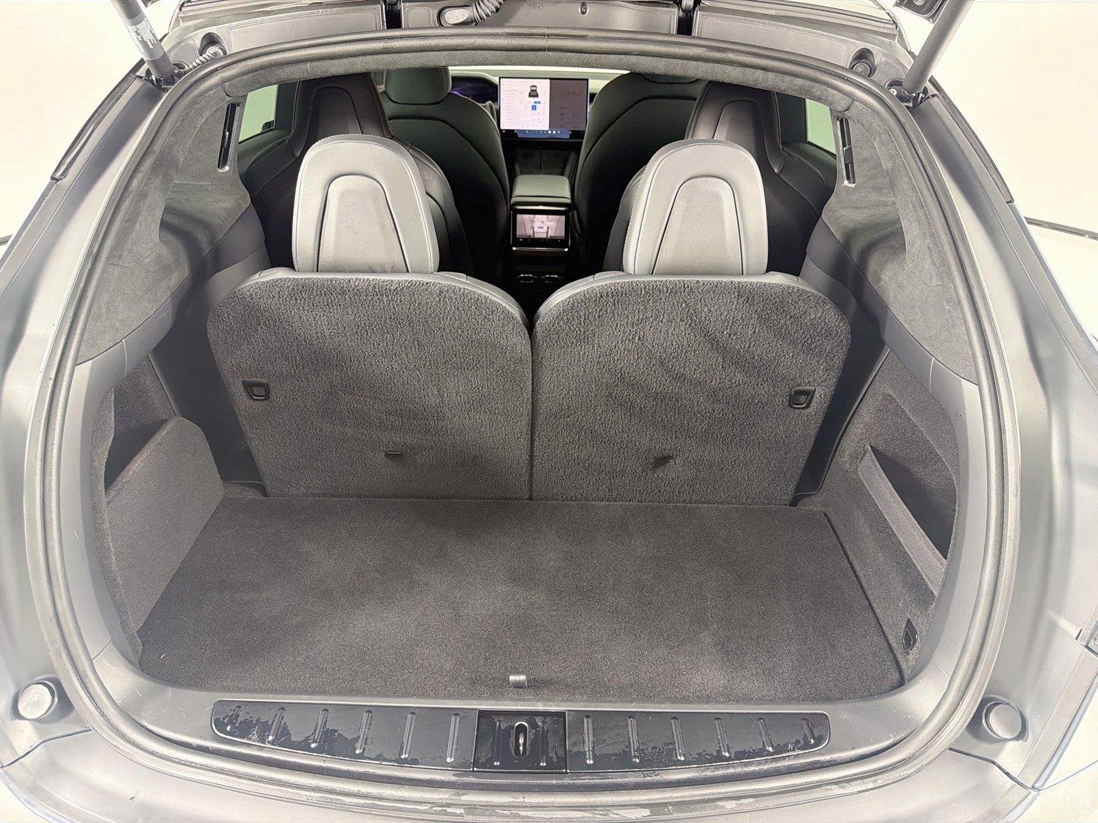 Used 2023  Tesla  image 20