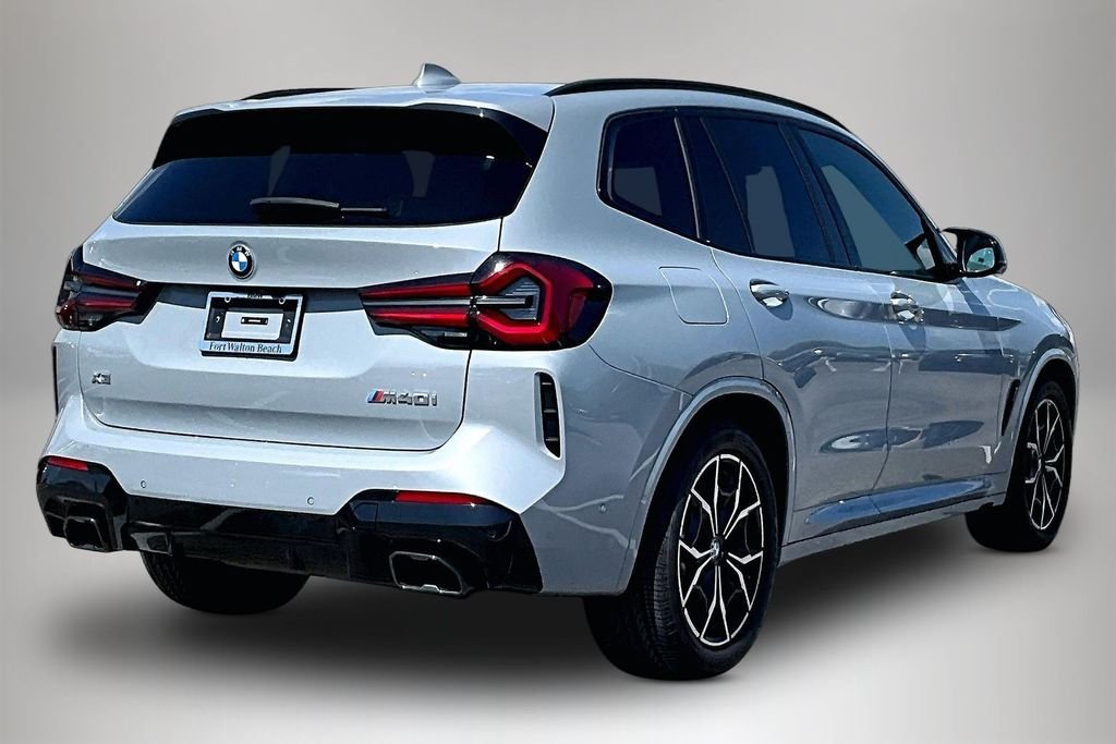Used 2024 Gray BMW M40i image 5