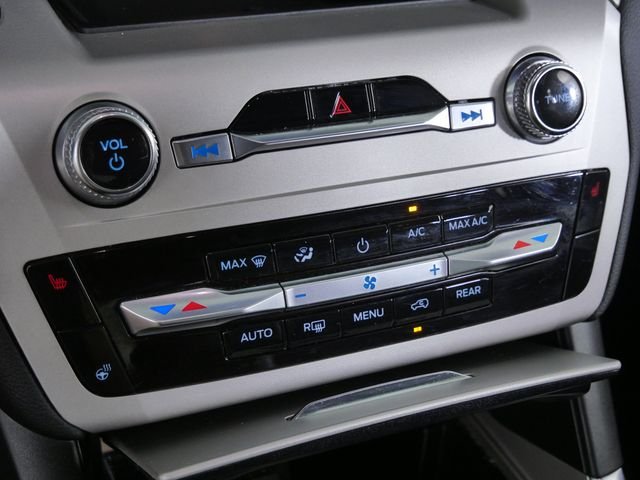 Certified Used 2023 Gray Ford XLT image 29