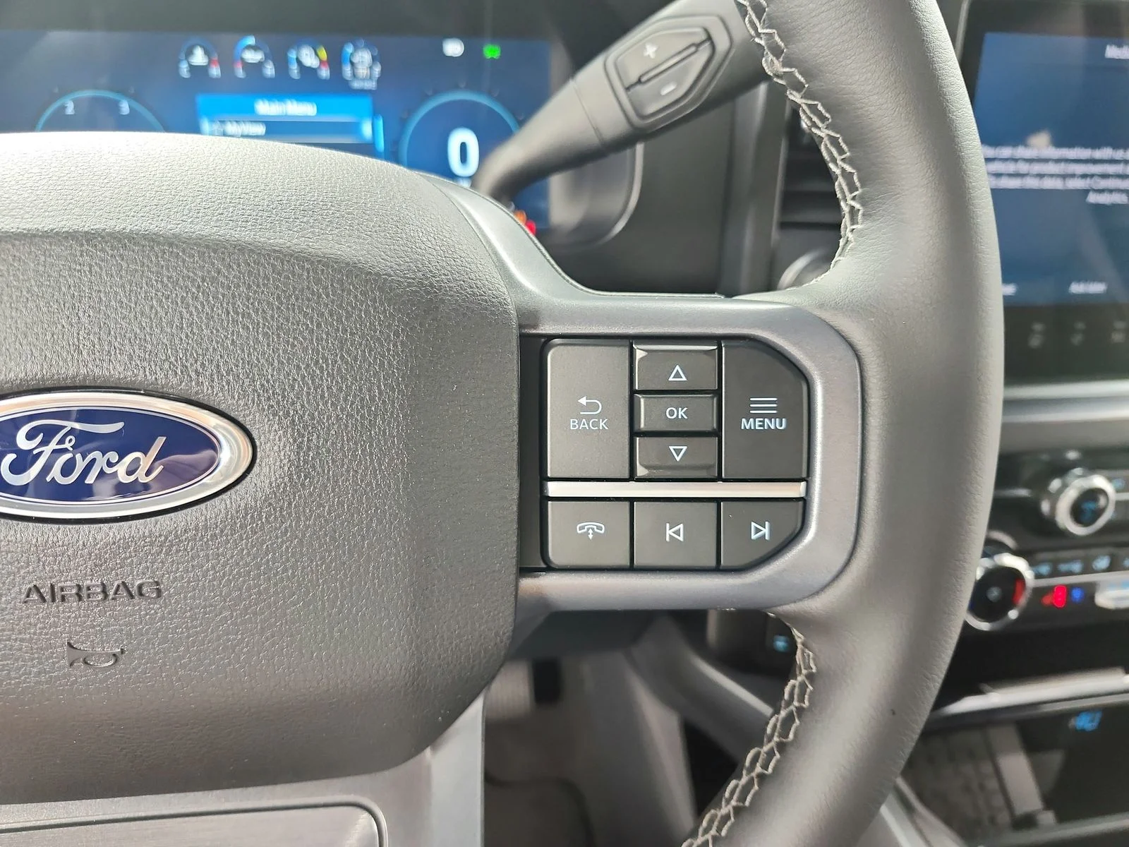New 2026 Carbonized Gray Metallic Ford F-250® Lariat® image 25