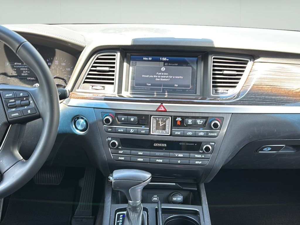 Used 2019 Casablanca White Genesis 3.8 image 18