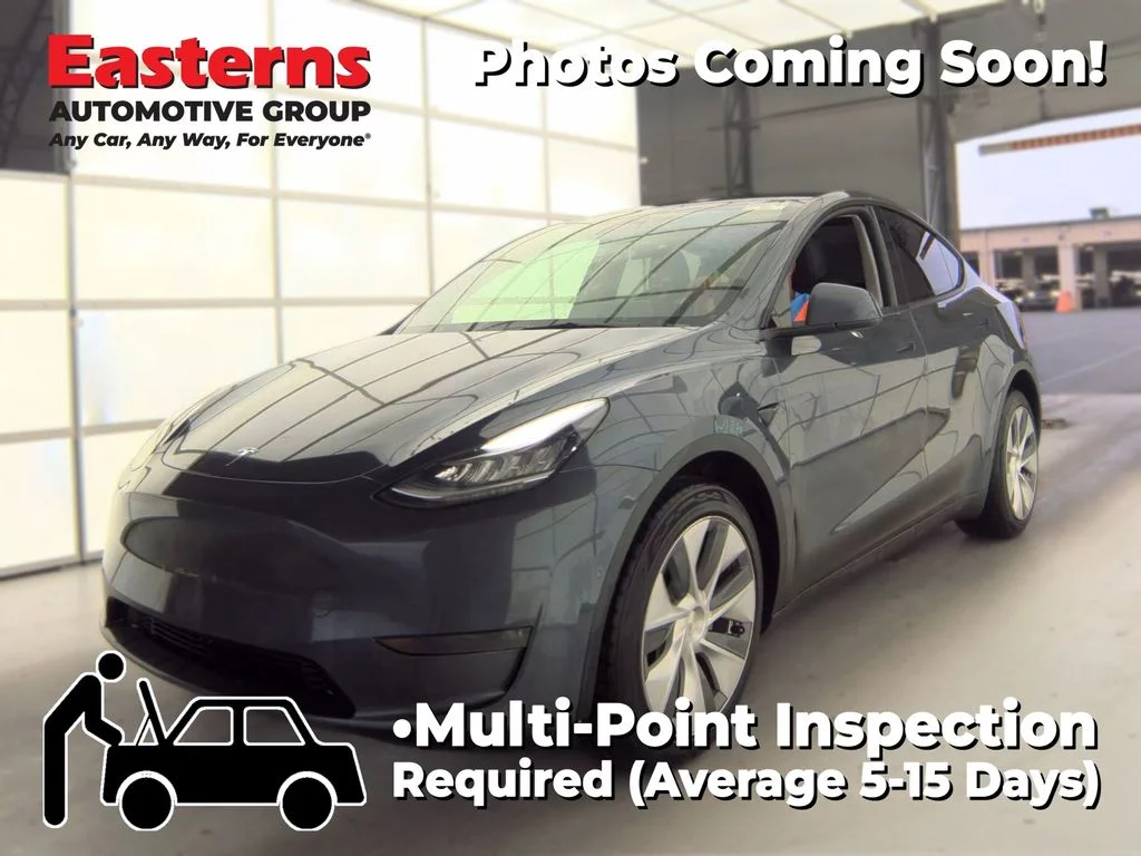 Used 2022 Gray Tesla Long Range image 1