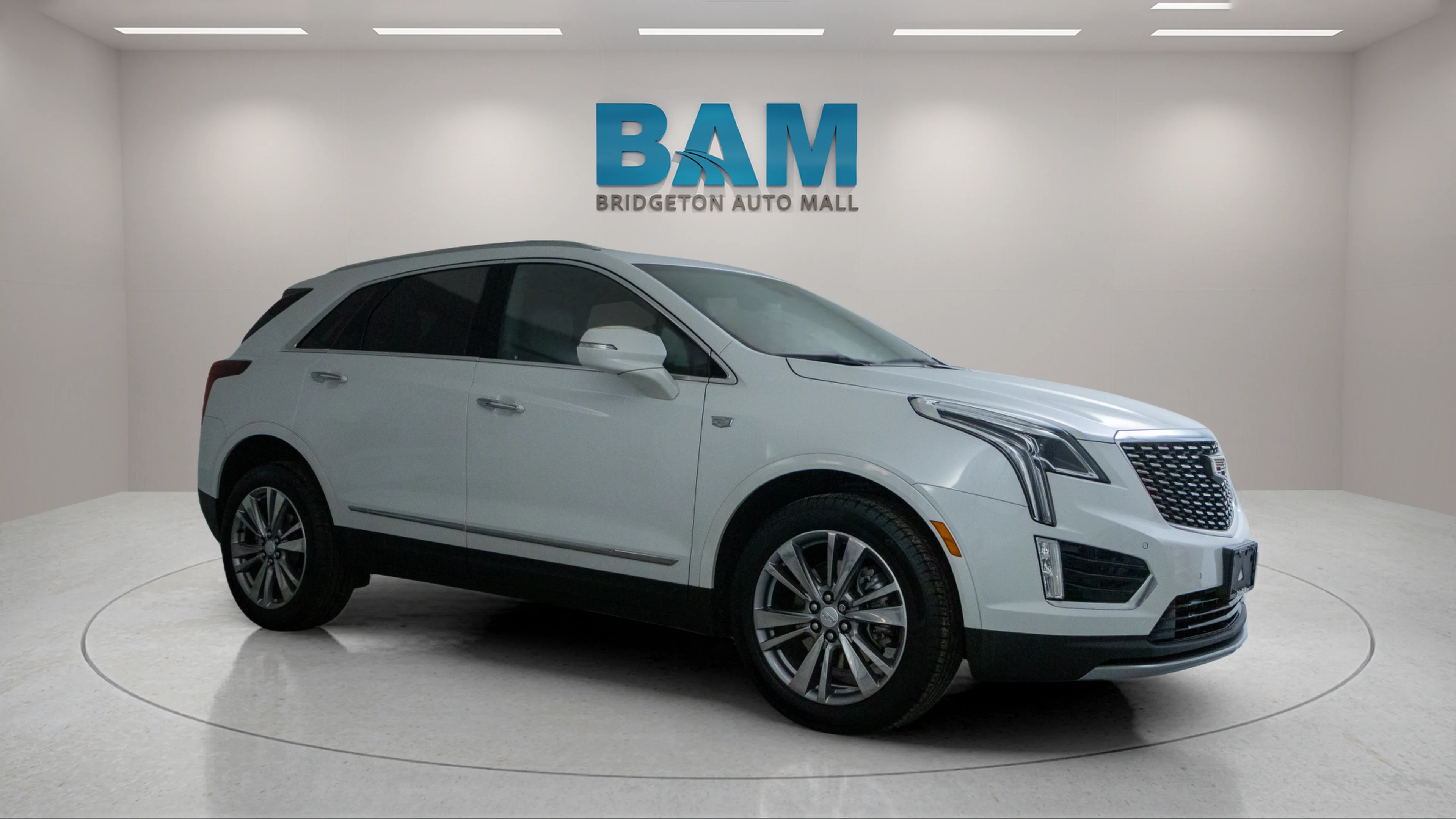 Used 2025 Crystal White Tricoat Cadillac AWD Premium Luxury image 1