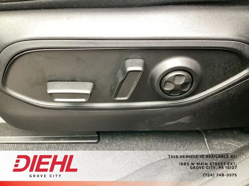 Used 2025 Gray Jeep Limited image 19