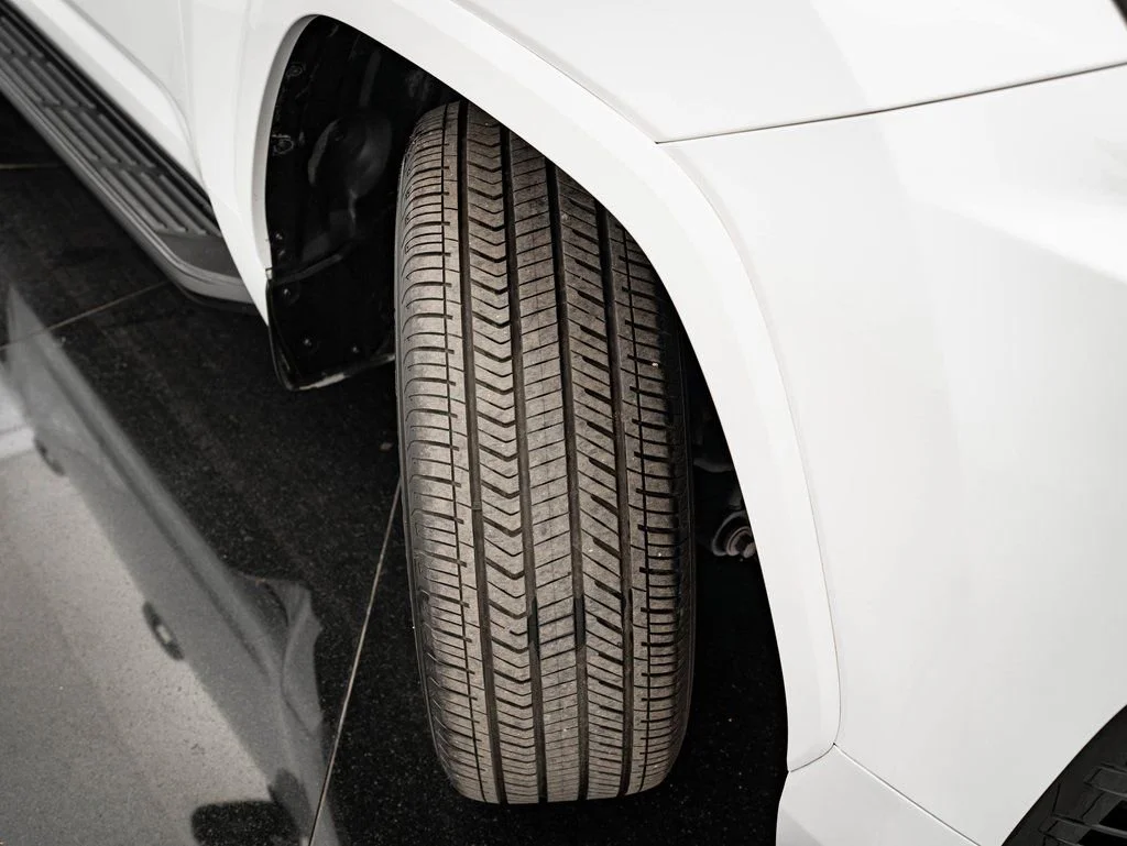 Used 2024 White Pearl Lexus 600 Premium image 55