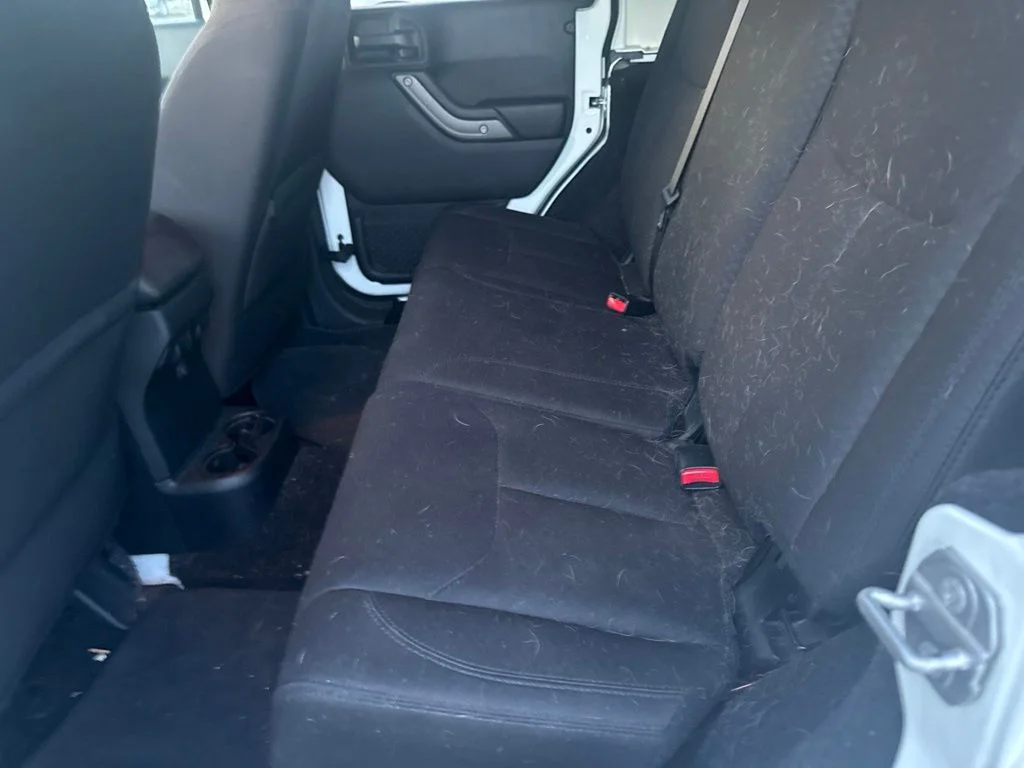 Used 2018 White Jeep Unlimited Sport image 12