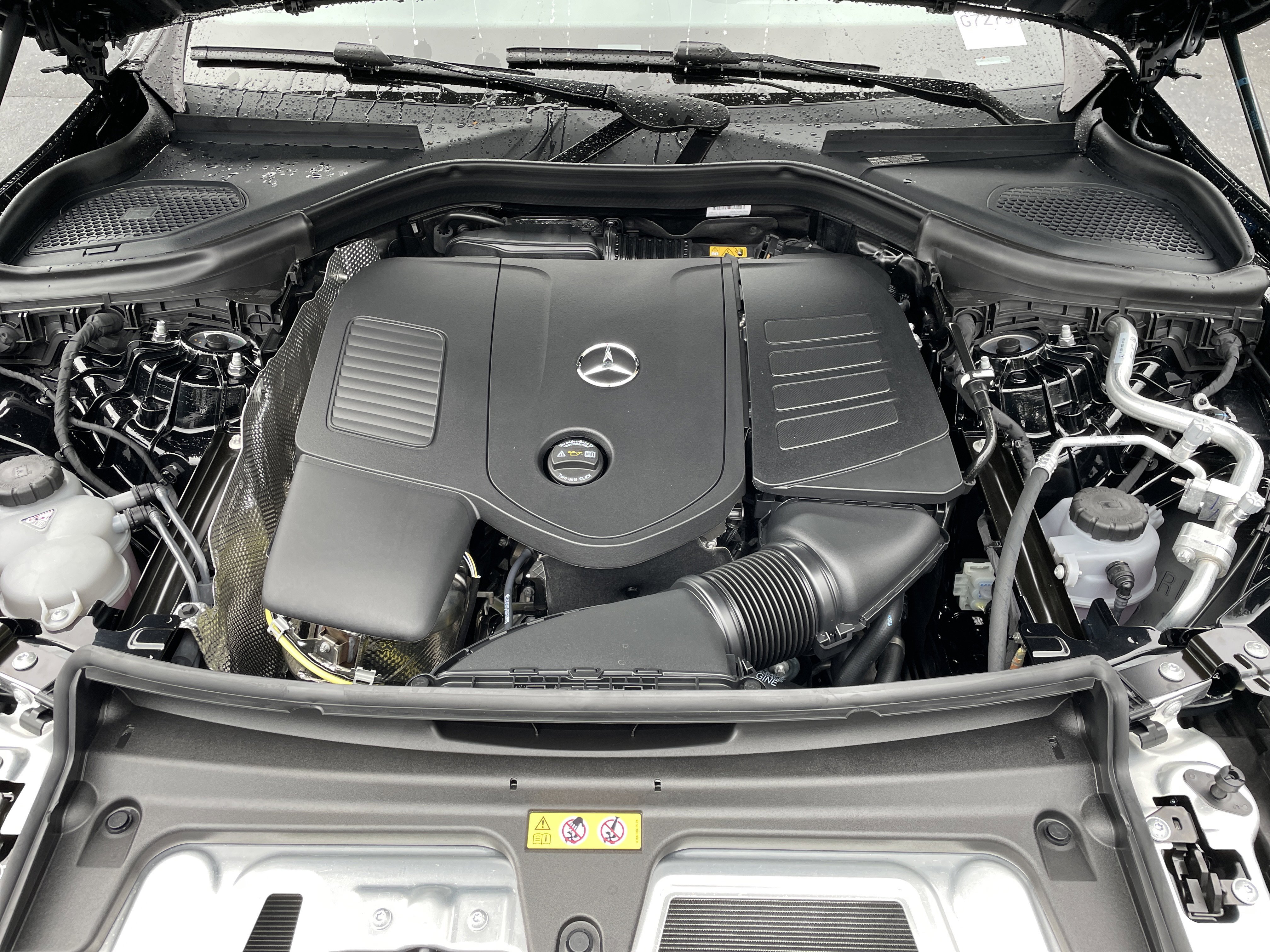 New 2026 Black Mercedes-Benz GLC 300 SUV image 45